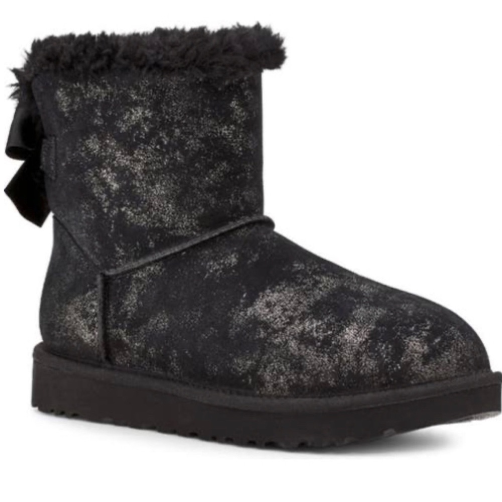 UGG Mini Bailey Bow Shimmer Boots